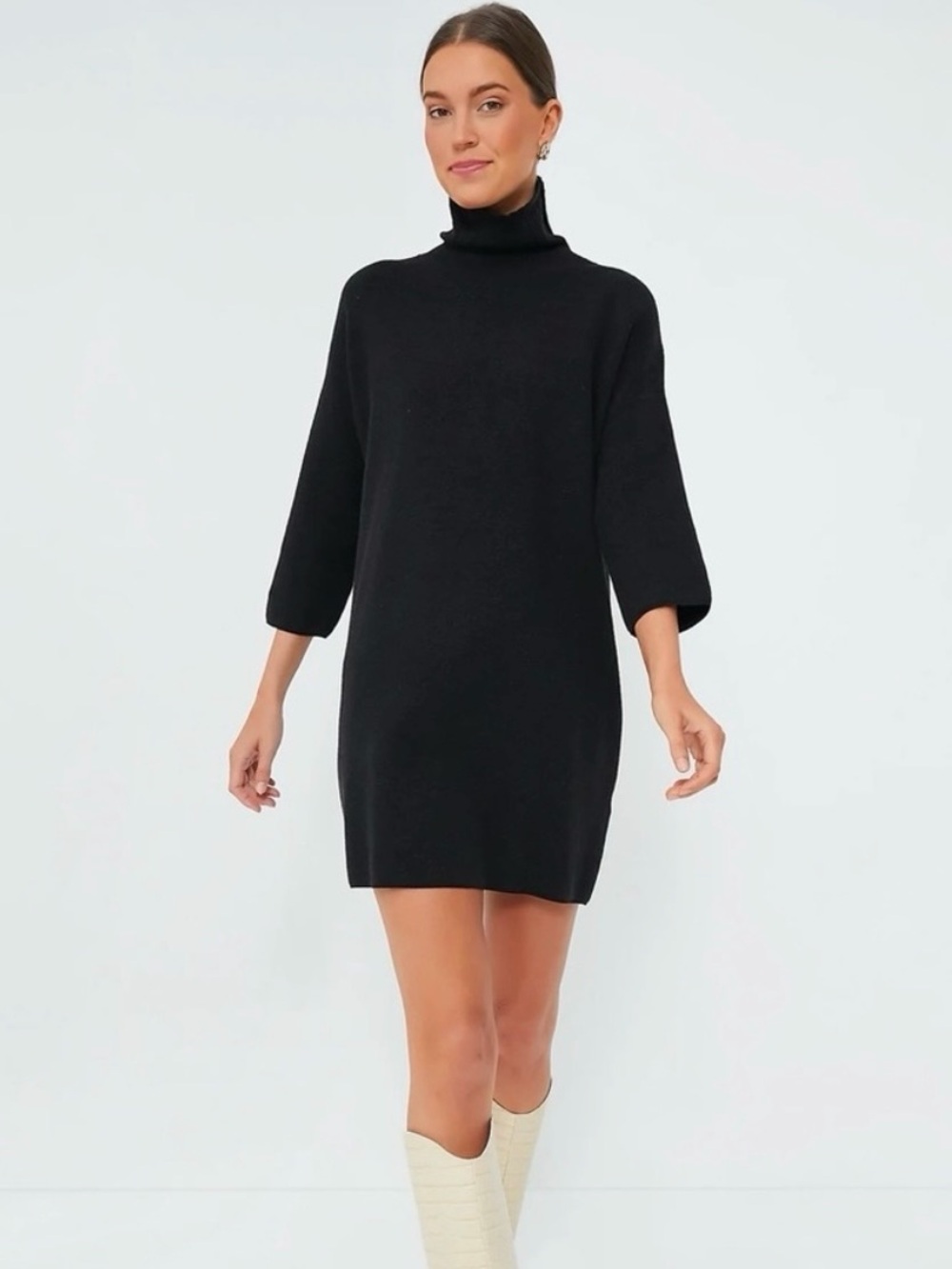 Pomander Place Tuckernuck
Shimmer Vivianne Turtleneck
Knit Dress Noir Black Sz S